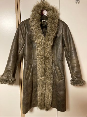 Manteau chaud doublé fourrure taille 40