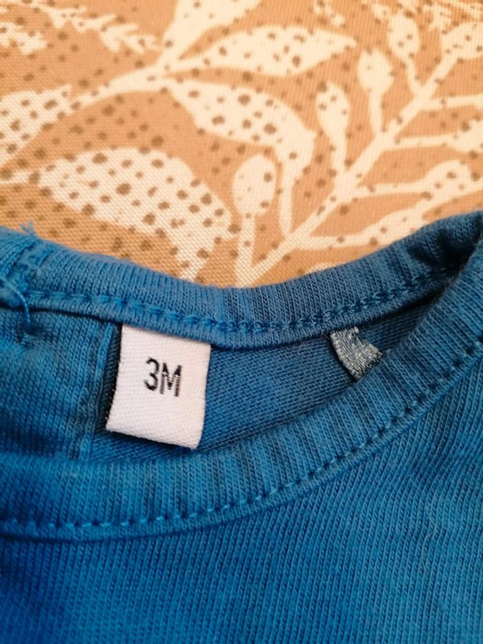 T shirt à motif - photo numéro 3