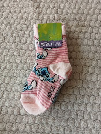 4 paires de chaussettes Stitch 23/26