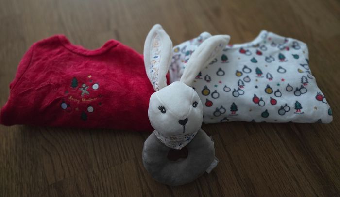 Lot 2 pyjamas chaud Noël bout chou 1 mois - photo numéro 2