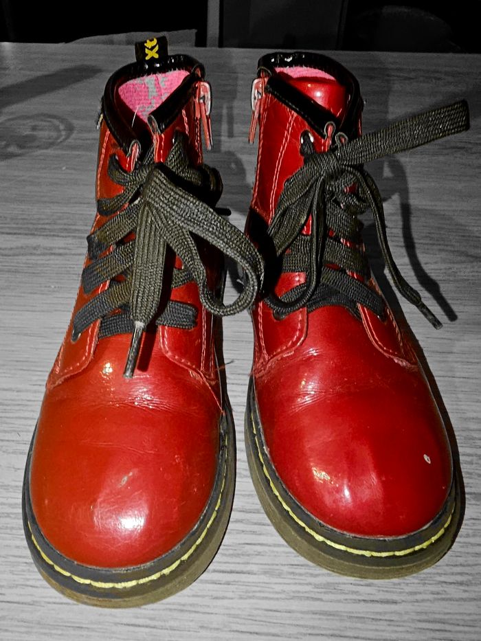 Bottines filles rouges vernies style.doc martens - photo numéro 4