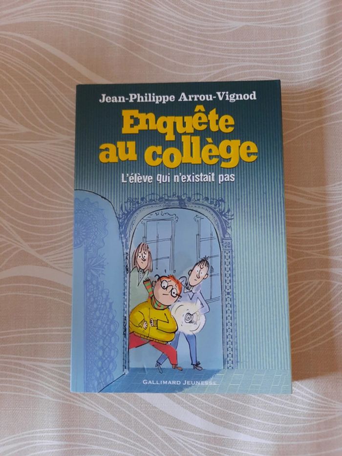 Livre 《enquêtes au collège 》 - photo numéro 4