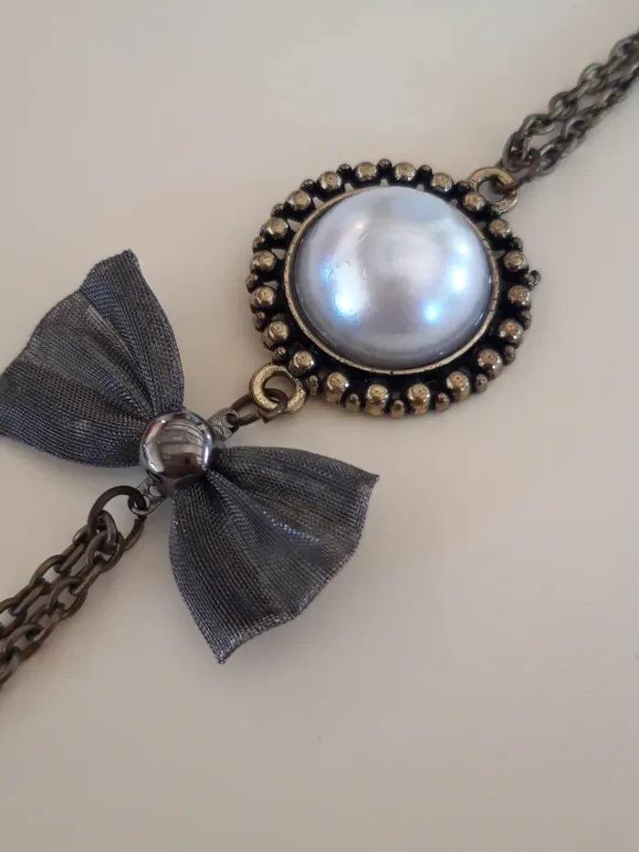 Bracelet vintage avec noeud