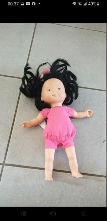 Poupée asiatique corolle 