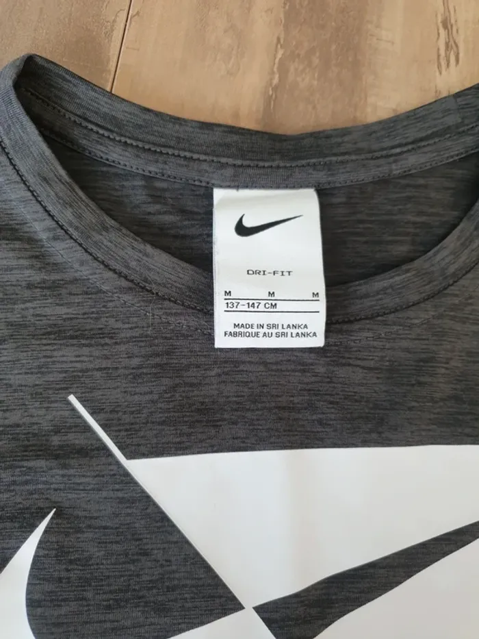 Tshirt sport Nike - photo numéro 2