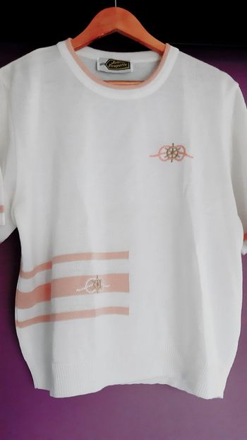 Petit pull manches courtes vintage neuf