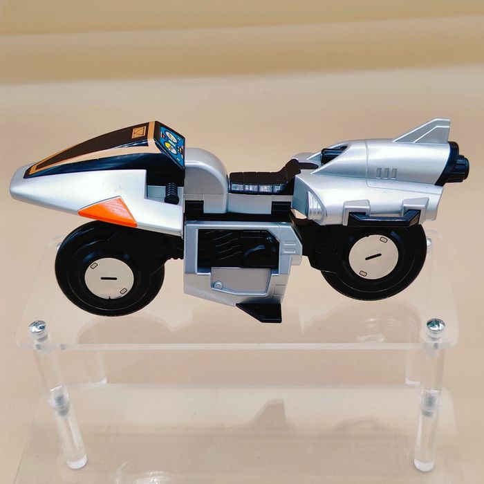 Vaisseau dans l'espace - Power rangers - photo numéro 3