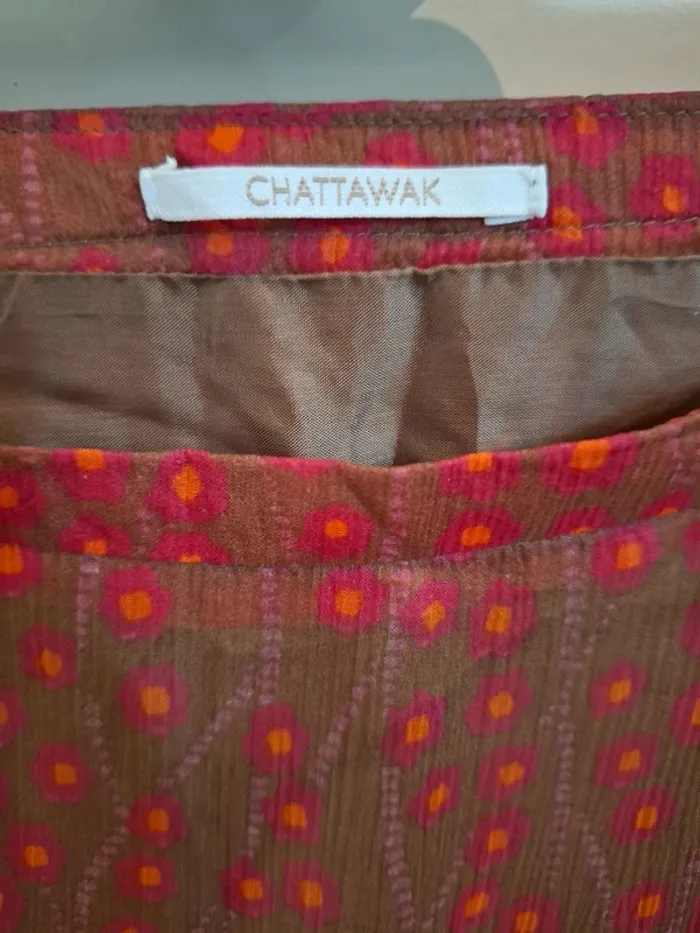 Jupe neuve Chattawak 100% soie - Taille 40 - Motif fleuri / pois - Doublée - photo numéro 2