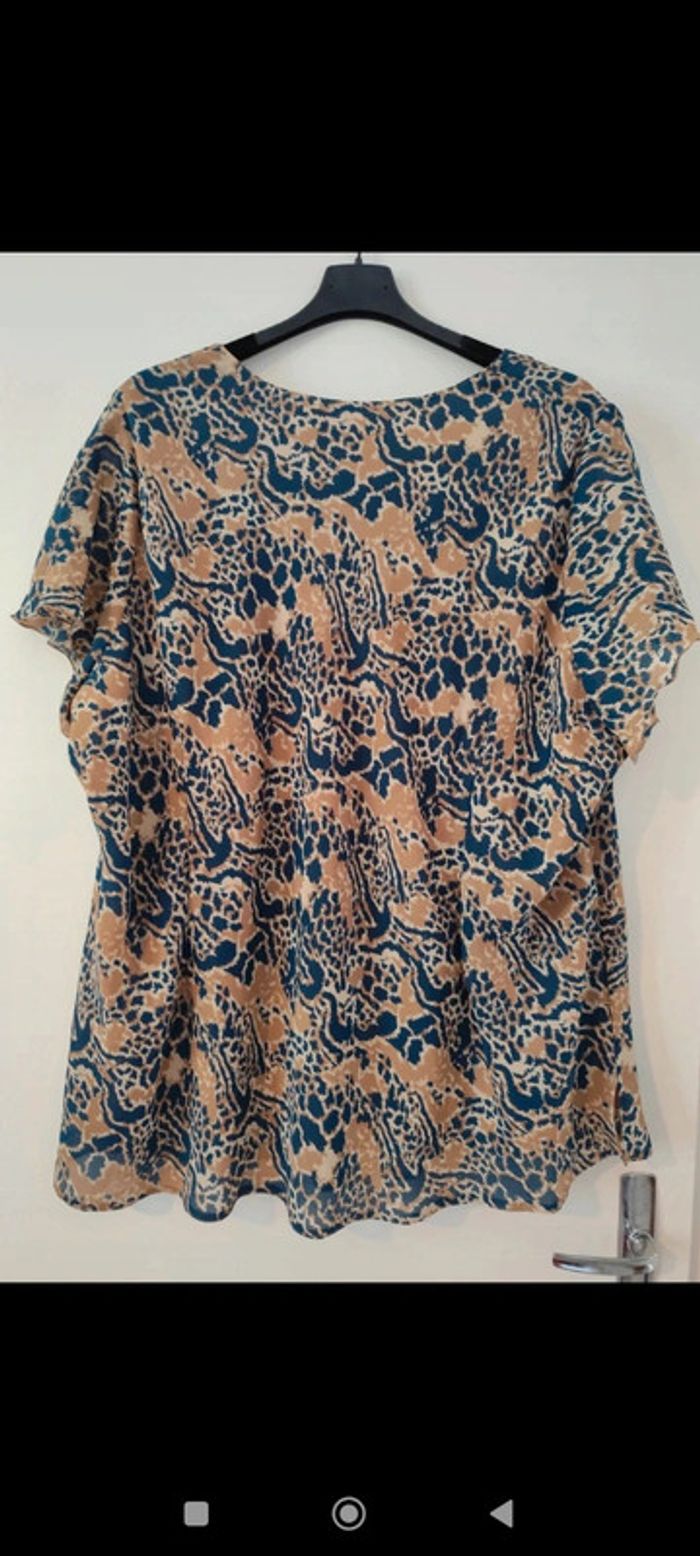 Blouse à motifs imprimés beige et bleu taille 50 Daxon - photo numéro 2