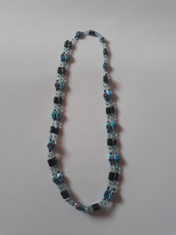 Bracelet / collier aimanté bleu et noir - photo numéro 3