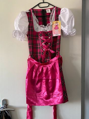 Dirndl Orlon Taille 38