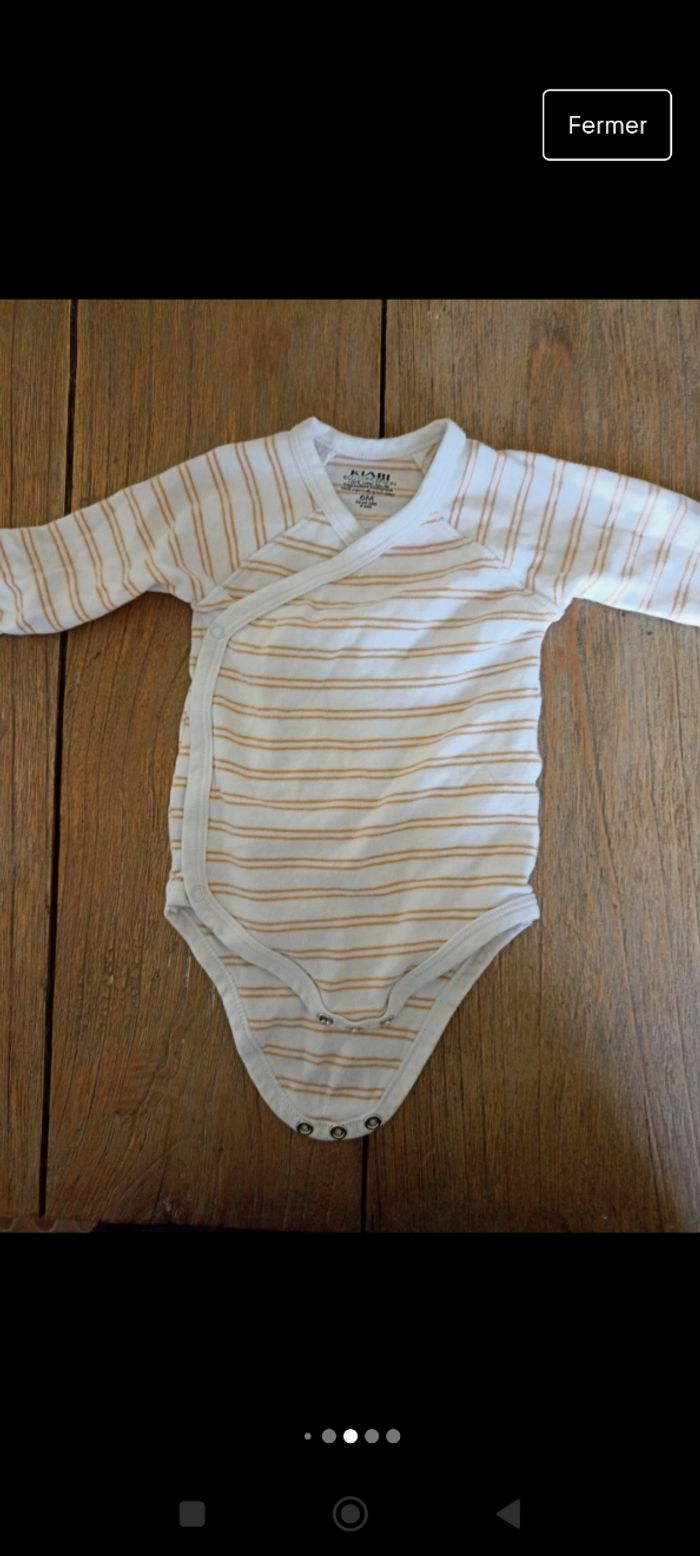 Lot de 7 bodies 6 mois - photo numéro 4