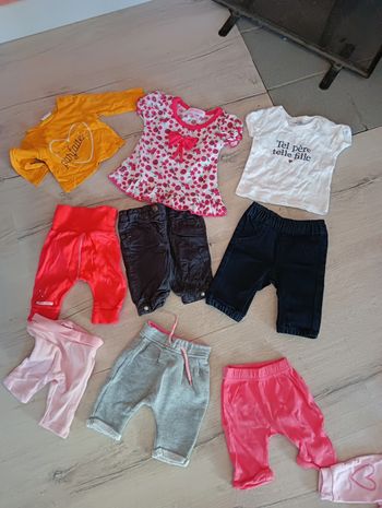 Lot 1 mois fille
