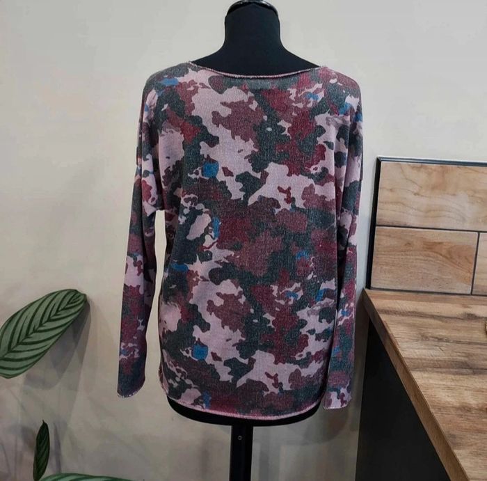 Pull fin Made in Italy
Taille 3 - photo numéro 3