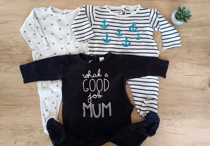 Lot 3 pyjamas