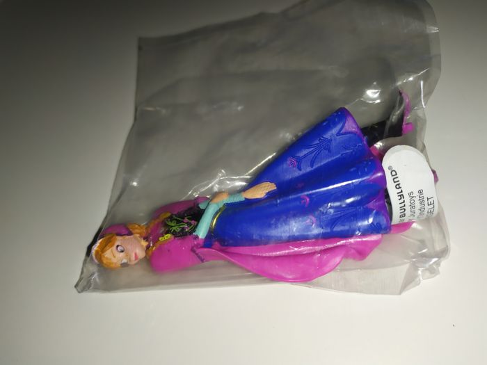 Figurine PVC Bully bullyland ANNA la reine des neiges Disney neuf - photo numéro 4