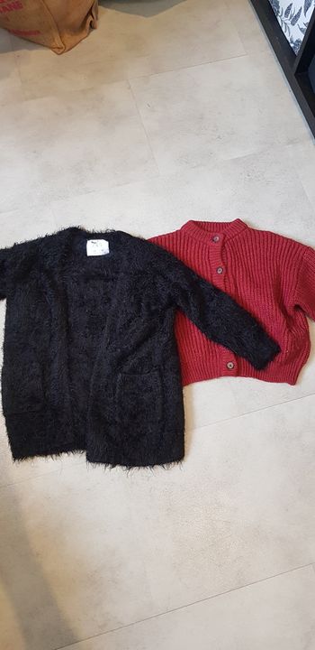 Lot 2 gilets zara 6/7 ans