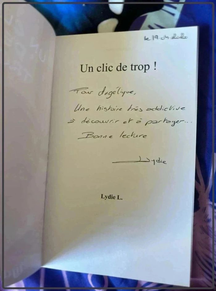 Un clic de trop de lydie lefevre avec marque page et dédicace - photo numéro 3
