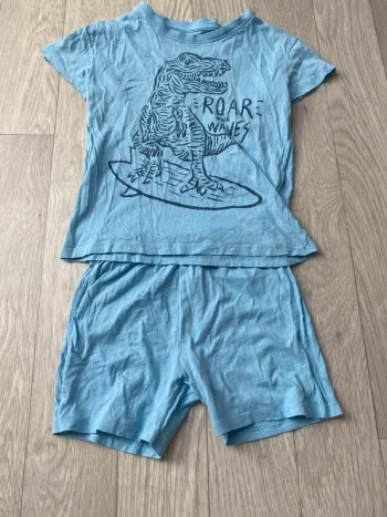 Pyjashort tex