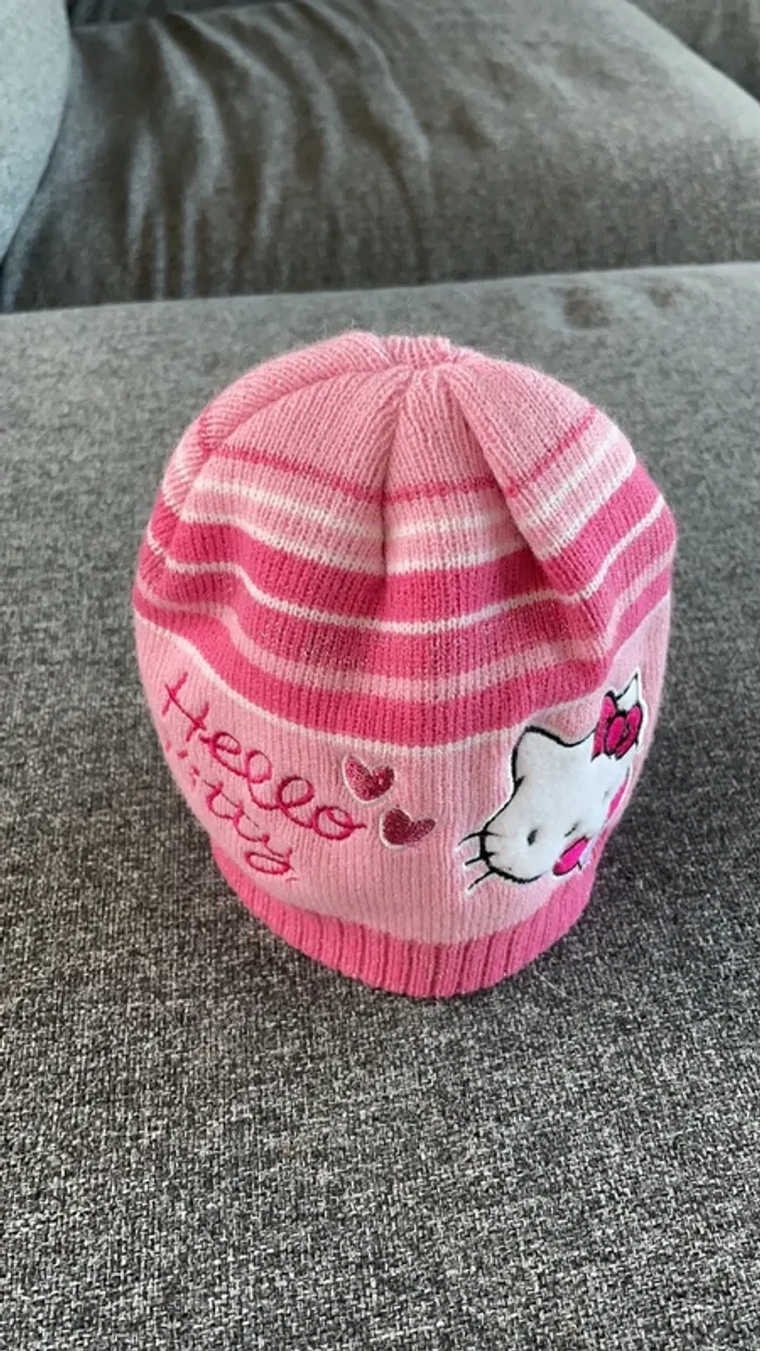 Bonnet enfant/bébé Hello Kitty - photo numéro 3