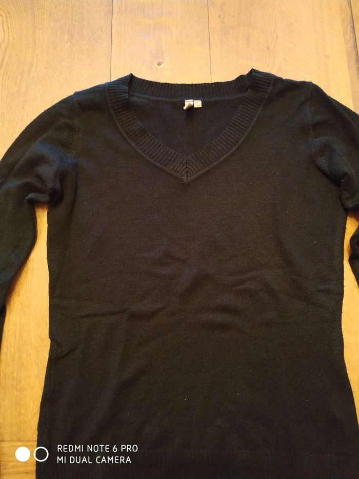 Pull noir
