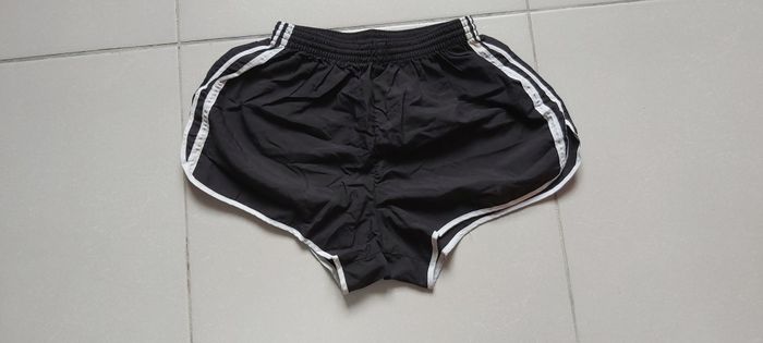 Short de course 76cm