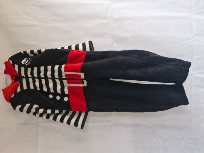 Combinaison Pyjama 4 ans Tissaia Noir blanc rouge Crâne pirate