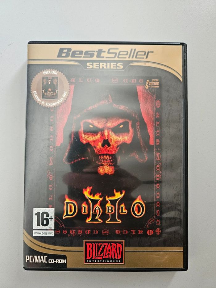 Jeu pc diablo 2 en français et les sims 2