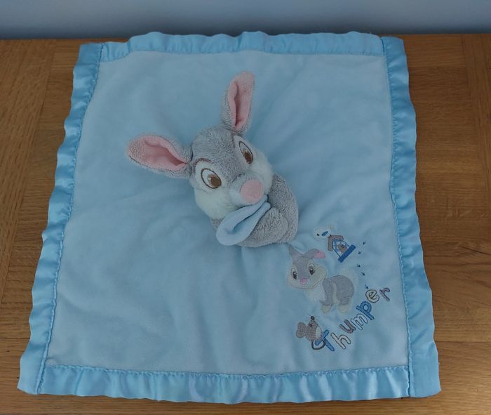 Doudou plat pan pan lapin bleu Disney Store - photo numéro 2