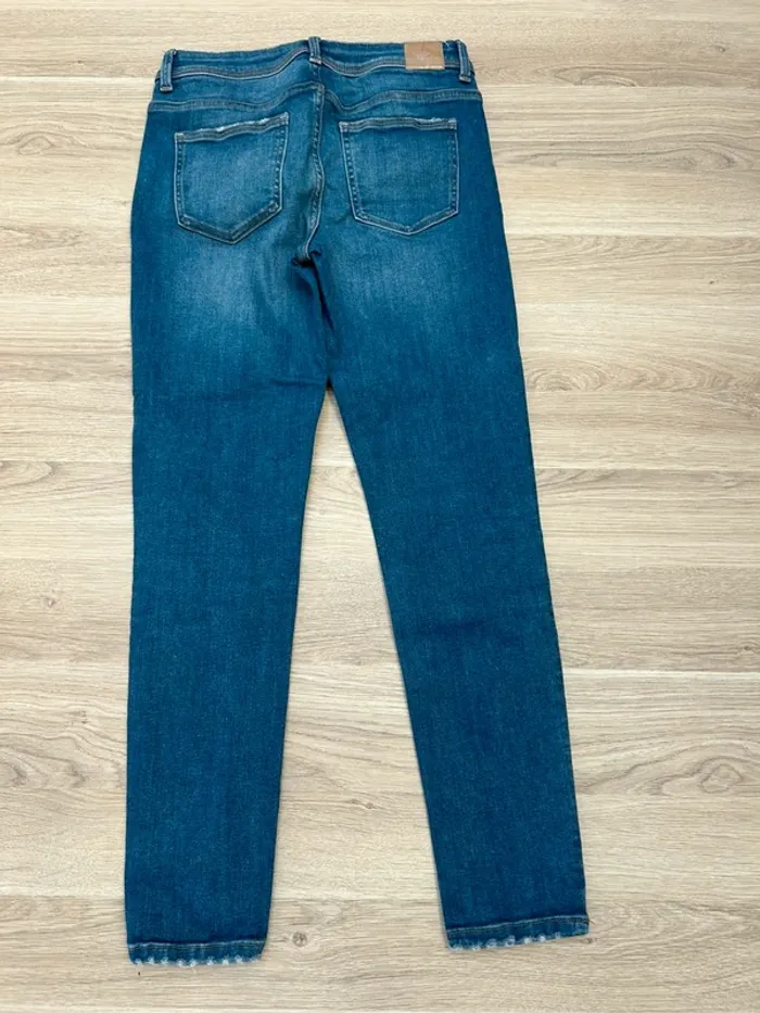 Jeans Zara taille 38 - photo numéro 3