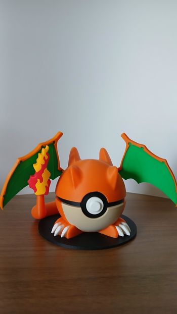 Pokeball Dracaufeu