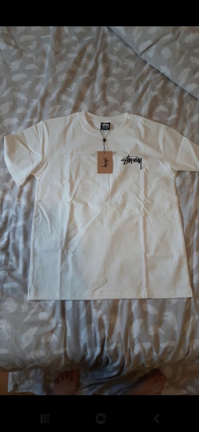 T-shirt blanc stussy - photo numéro 3