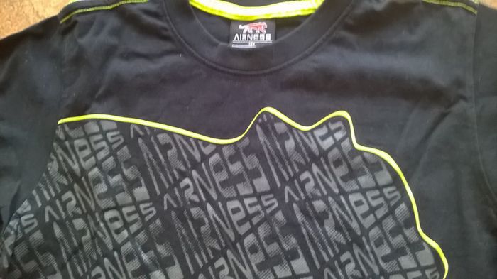 Airness t shirt