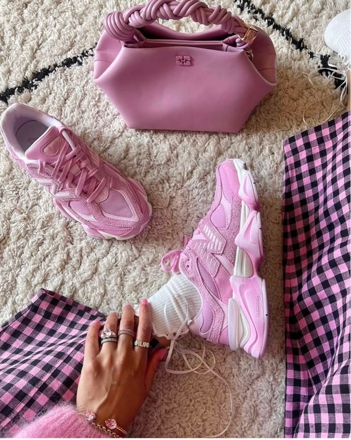 New Balance 9060 Rose - Édition tendance & confortable