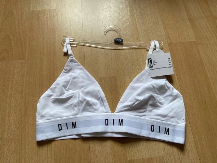 Soutien-gorge, marque Dim, taille XS Neuf