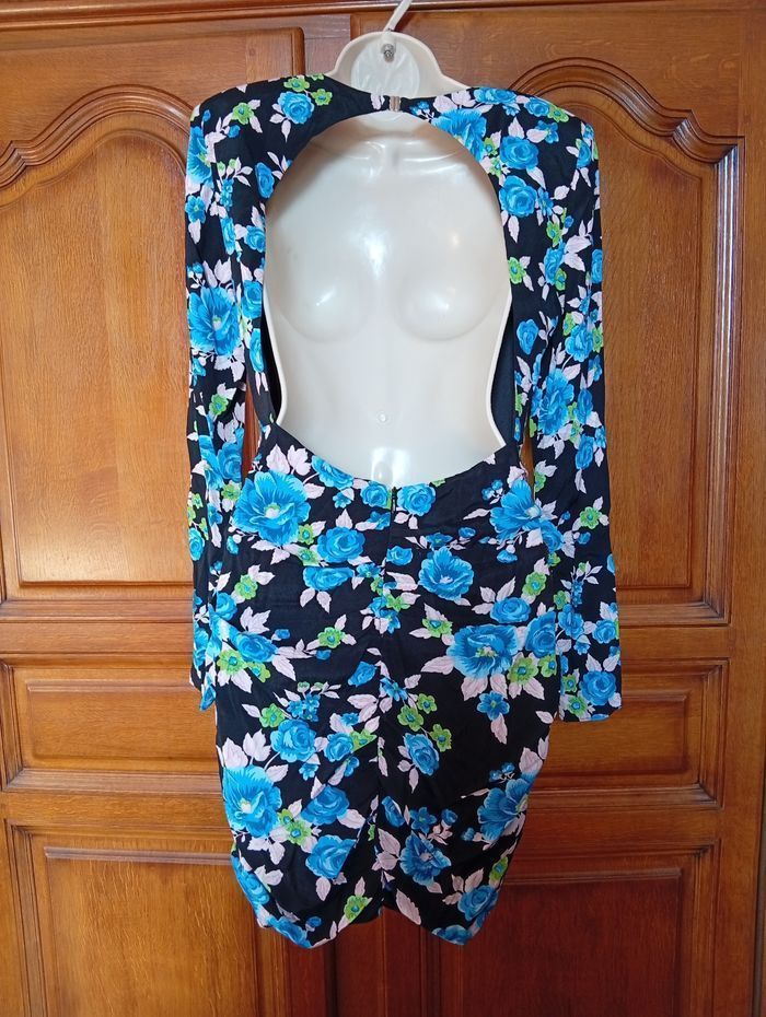 Robe dos nu Zara taille M - photo numéro 2