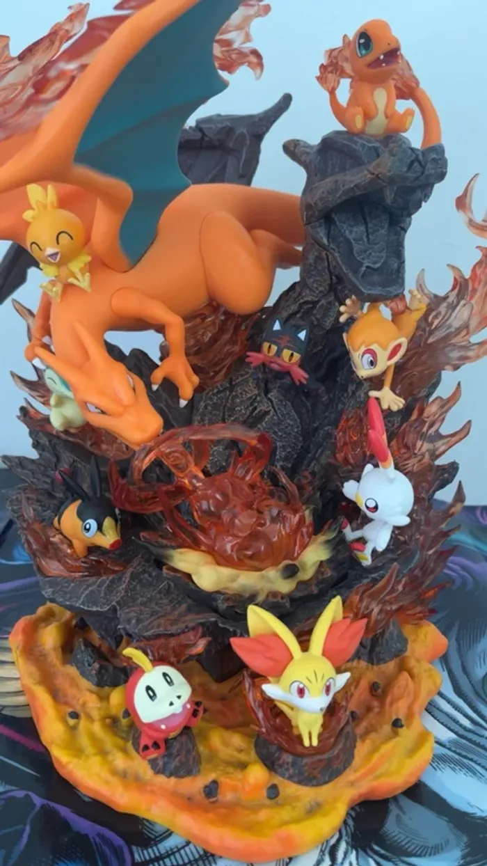 Pokémon - Statuette Dracaufeu - photo numéro 5