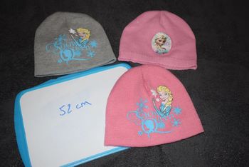 Lot 3 bonnet reine des neige
