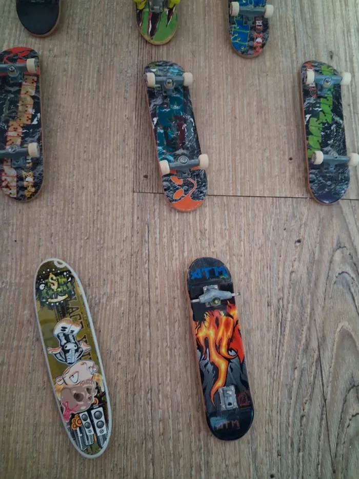 Lot de 10 Fingerboards Tech Deck – séries collector - photo numéro 4