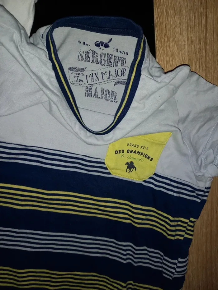 Lot tee-shirts et jeans garçon 4 ans - photo numéro 5