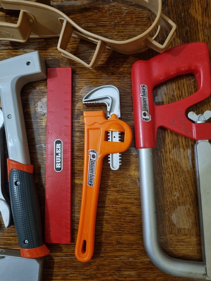 Lot d outils en plastique - photo numéro 3