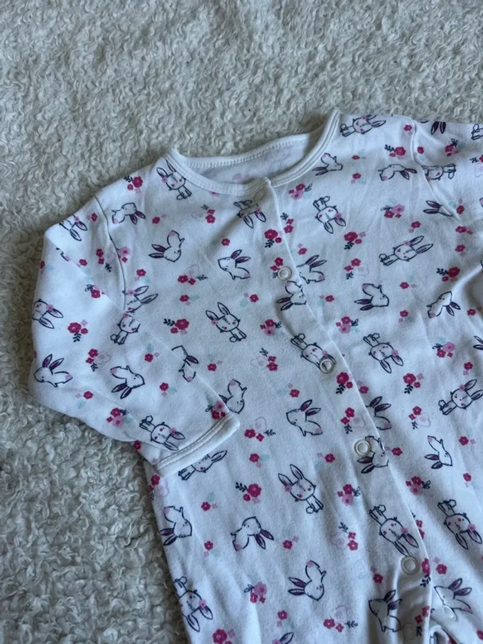 Pyjama blanc - photo numéro 2