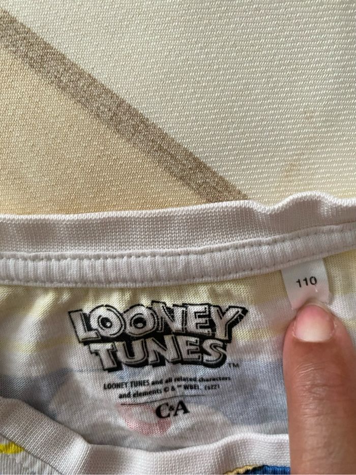 T-shirt enfant Looney Tunes – C&A – Taille 110 – Rayures colorées - photo numéro 4