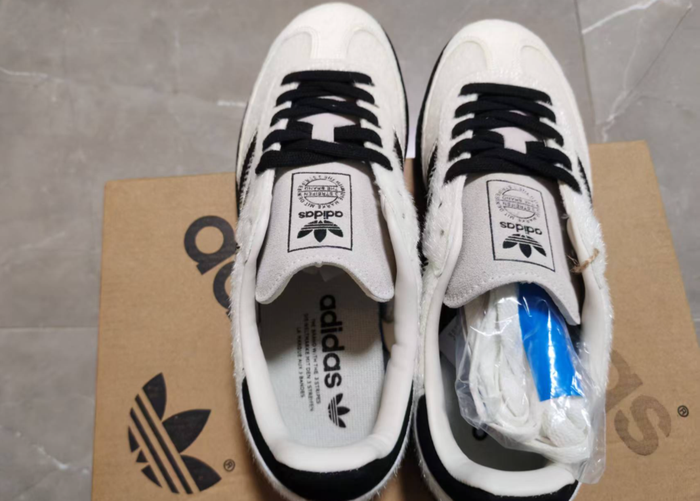 Adidas x Wales Bonner Samba 'Blanc Fourrure Noir' - Taille 40