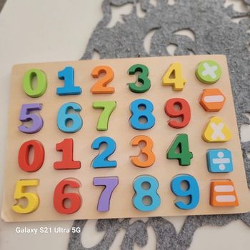 Puzzle en bois chiffres