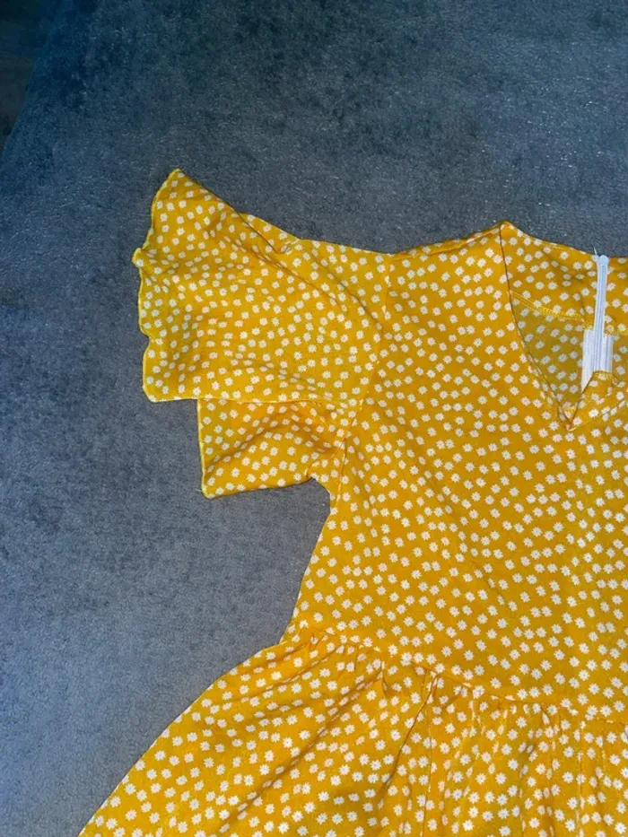robe jaune fleurie - photo numéro 2