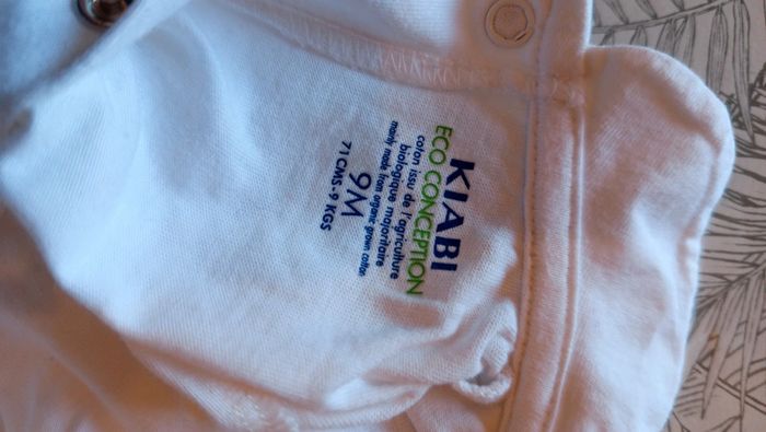 Haut Kiabi 9 mois muxte - photo numéro 5