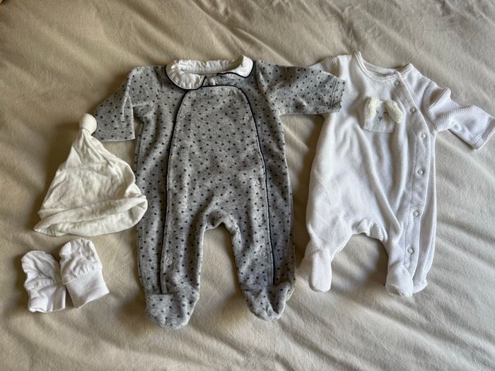 Lot pyjamas naissance