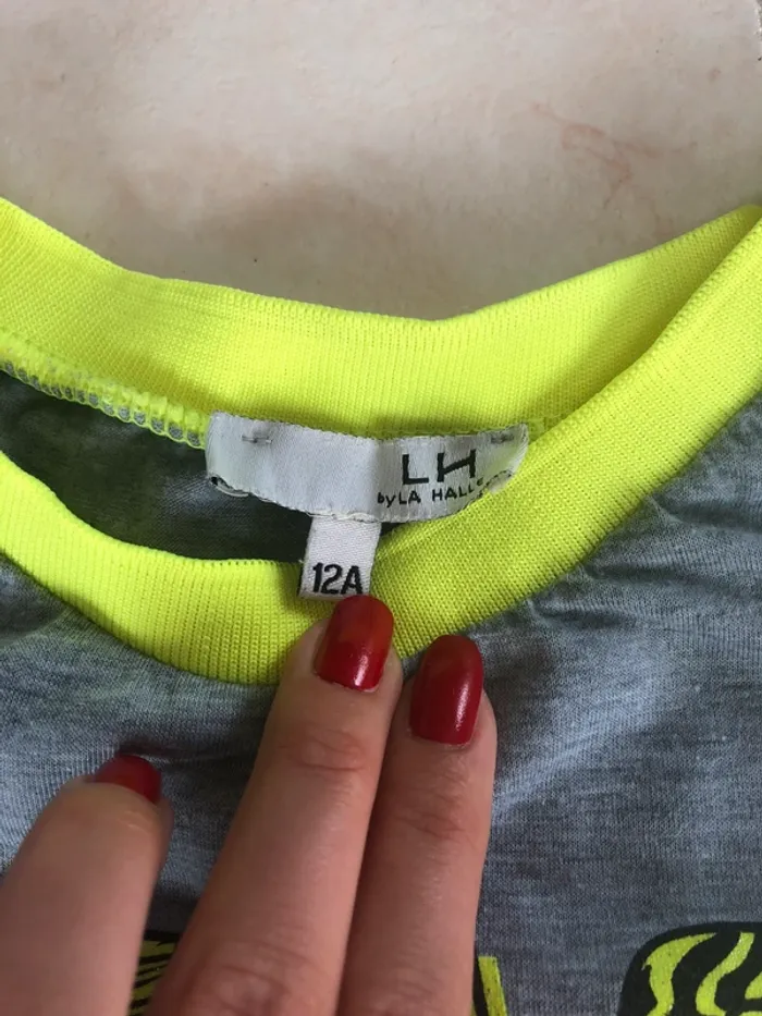 Tee-shirts 12 ans - photo numéro 7