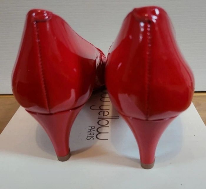 Superbe  escarpins rouge vernis femme neuf taille 37 - photo numéro 3